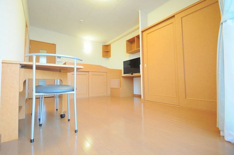 Furnished 1K Apartment for Rent in Chatan, Okinawa - Thumbnail 3
