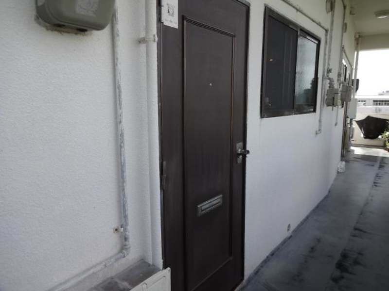 Nakamatsu Apartment 2DK Rental in Okinawa City Kōru - Thumbnail 2