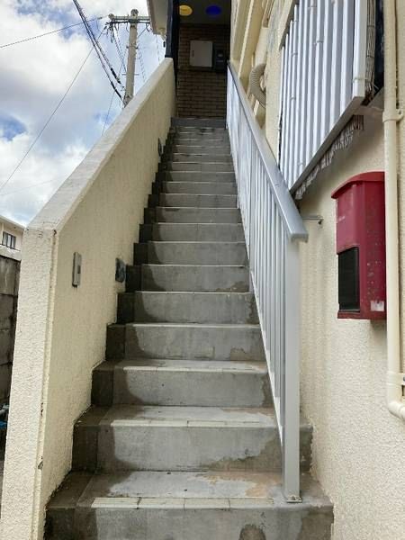 MIYAGI BASE 2LDK Rental House in Chatan, Okinawa - Thumbnail 2