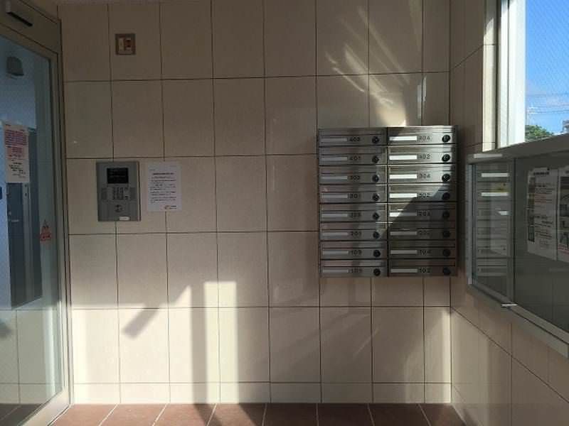 1LDK Apartment for Rent in Teruya, Okinawa City - Thumbnail 2