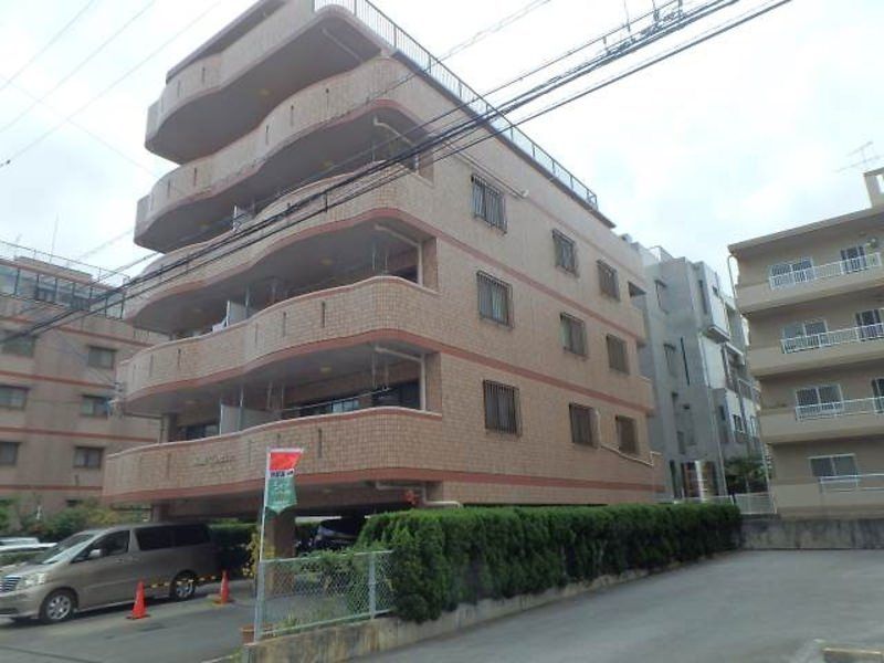 Cour Familial 3LDK Apartment for Rent in Naha, Okinawa - Thumbnail 3