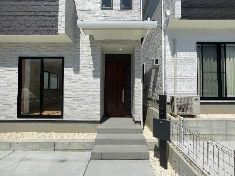 New 3LDK House for Sale in Chatan Town, Okinawa - Thumbnail 3