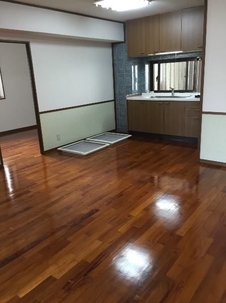 3LDK Pet-Friendly Apartment in Ginowan, Okinawa | Top Floor - Thumbnail 4