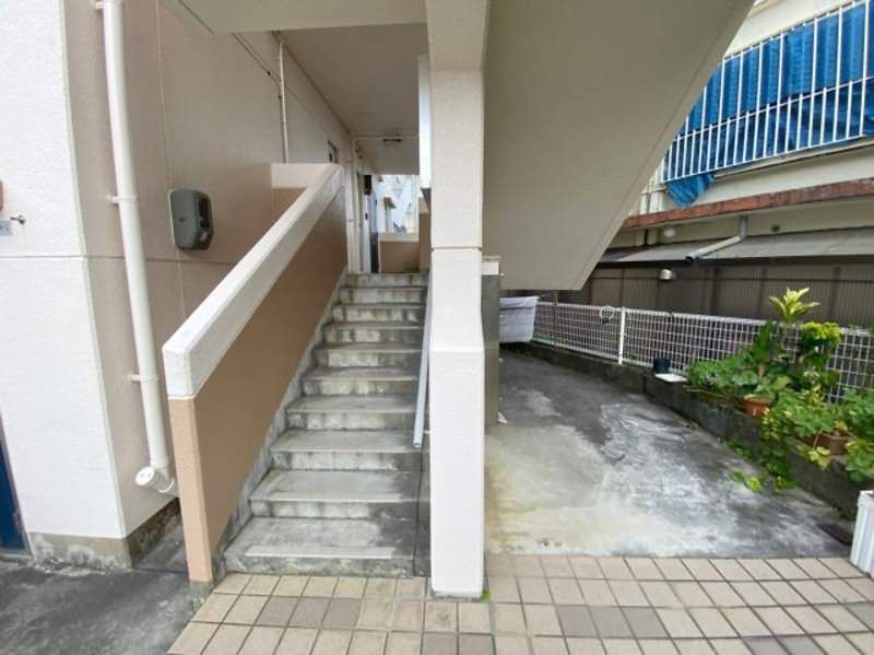 2K Apartment for Rent in Urasoe City, Okinawa - Thumbnail 2