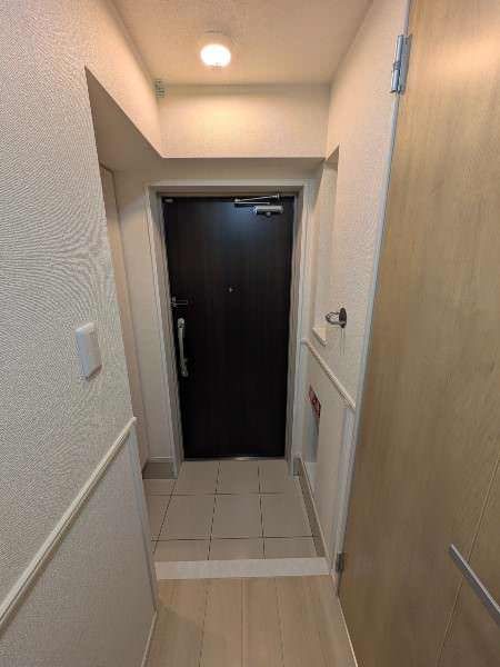 New 2LDK Pet-Friendly Apartment for Rent in Uruma, Okinawa - Thumbnail 3