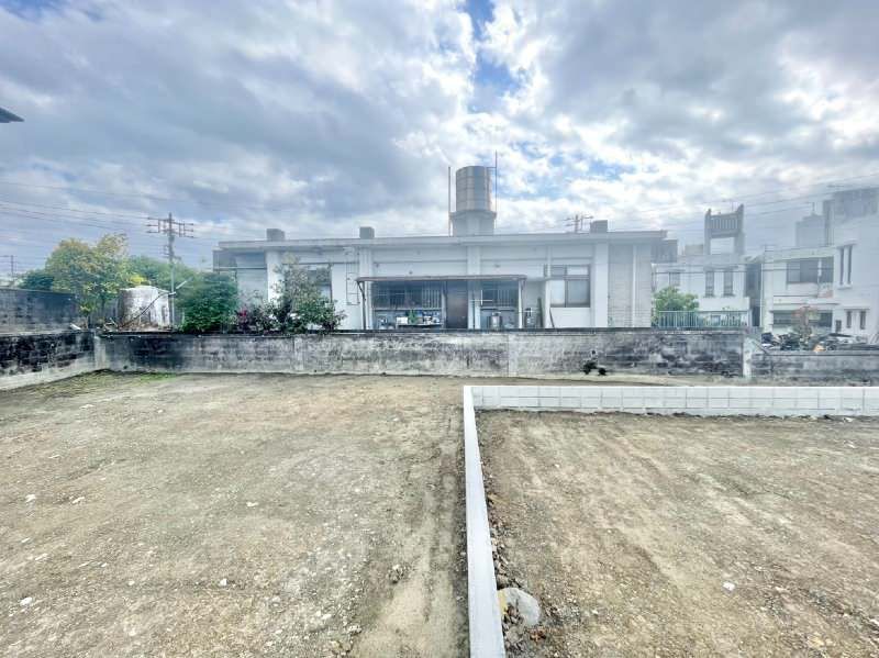 Ireko Land Plot for Sale in Ginowan, Okinawa - 43 Tsubo - Thumbnail 2