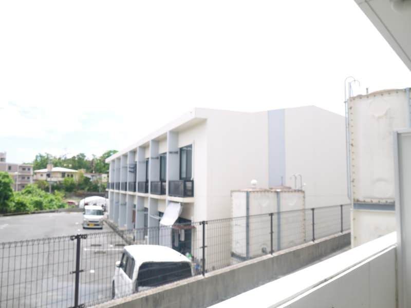 Leopalace Kaede 1K Apartment for Rent in Naha's Tsuboya - Thumbnail 4