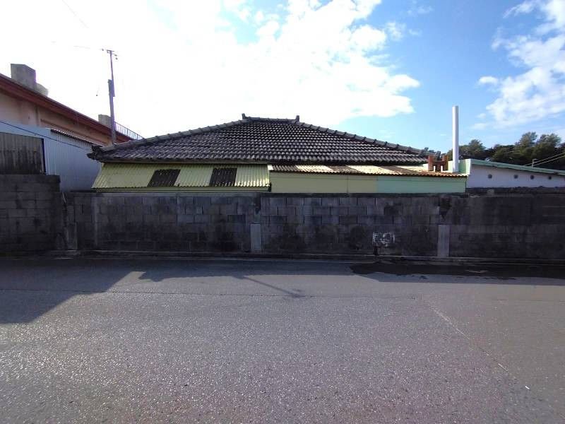 Land for Sale in Itoman City Okinawa - 258.08 sqm Plot - Thumbnail 3