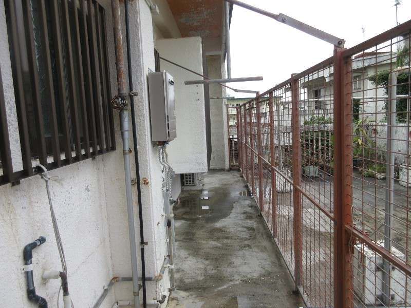 2LDK Apartment for Rent in Ginowan City, Okinawa - 80.3 sqm - Thumbnail 2