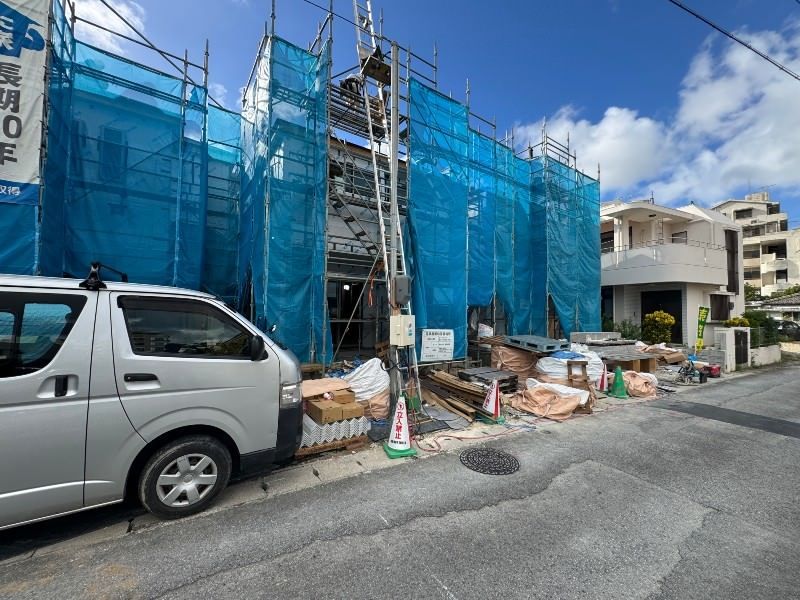 New 4LDK Wooden House with Garden in Naha, Okinawa - Image 1