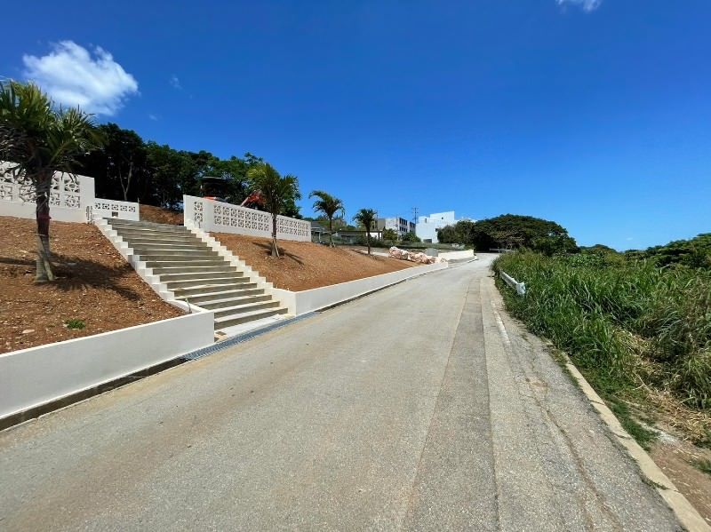 Luxury 1LDK Villa with Private Pool in Sesoko, Okinawa - Thumbnail 3