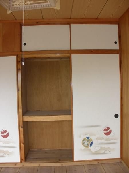 Ace Corp Arakaki 2DK Apartment for Rent in Nishihara, Okinawa - Thumbnail 2