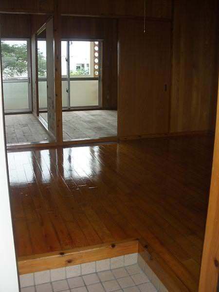 Ace Corp Arakaki 2DK Apartment for Rent in Nishihara, Okinawa - Thumbnail 3