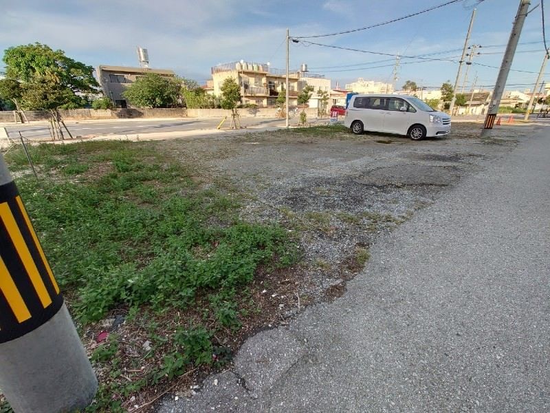 Affordable Rental Parking Space in Akena, Uruma City, Okinawa - Thumbnail 4
