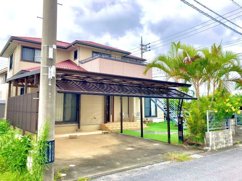 Daiwa House Custom 5LDK Home in Tomigusuku Okinawa - Thumbnail 3