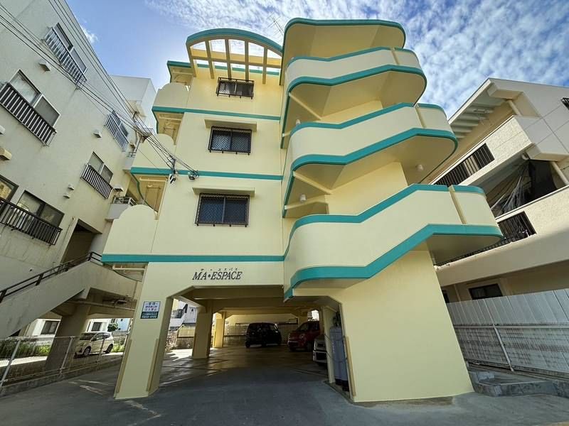 1K Apartment for Rent in Nishizaki, Itoman, Okinawa - Thumbnail 2