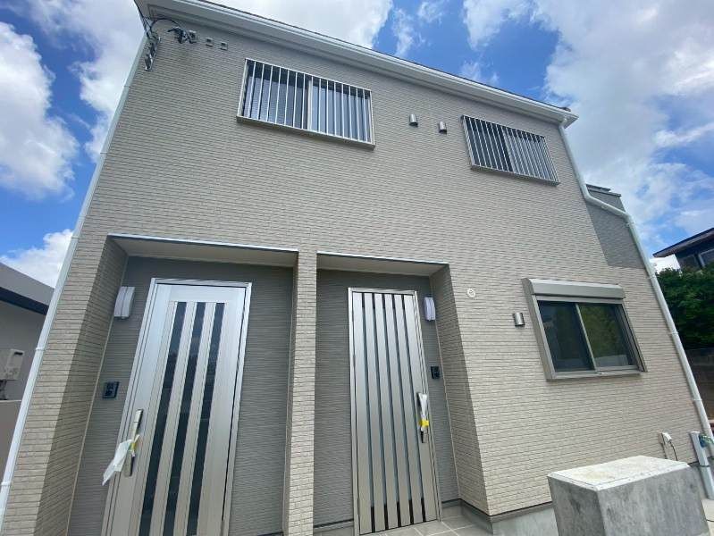 New 2LDK Apartment for Rent in Tomigusuku, Okinawa - Main Image