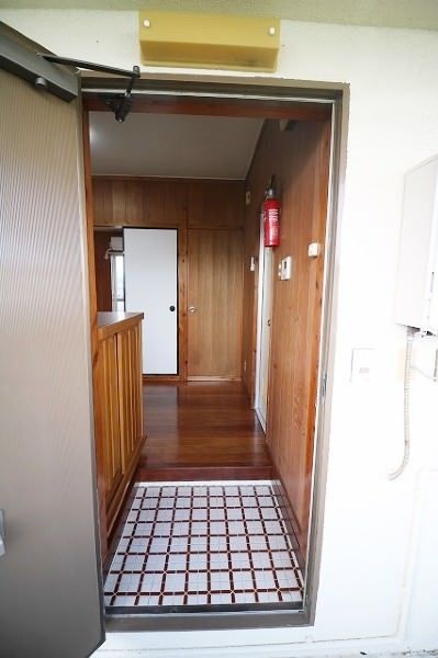 2DK Apartment for Rent in Haebaru Town, Okinawa - Thumbnail 2