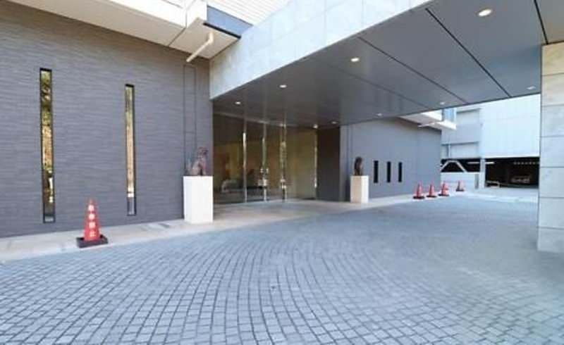 1LDK Apartment in Ryuuk Tower The East, Omoromachi, Naha - Thumbnail 2