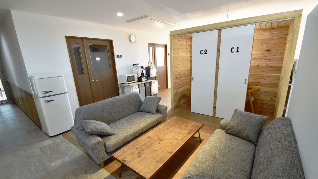 Somethin' ELSE Coworking Space for Rent in Takasaki, Gunma - Thumbnail 3