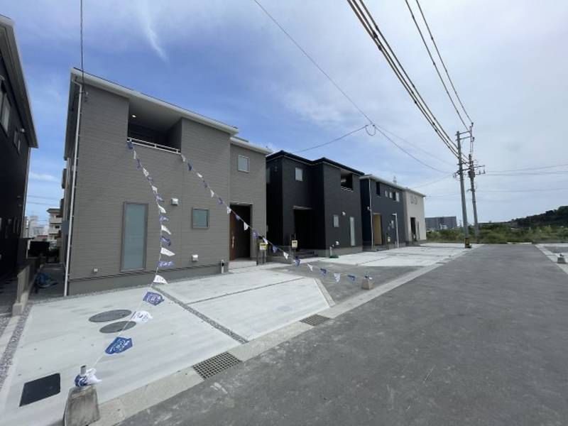 New 3LDK House in Uruma City, Okinawa – 105m² - Thumbnail 2