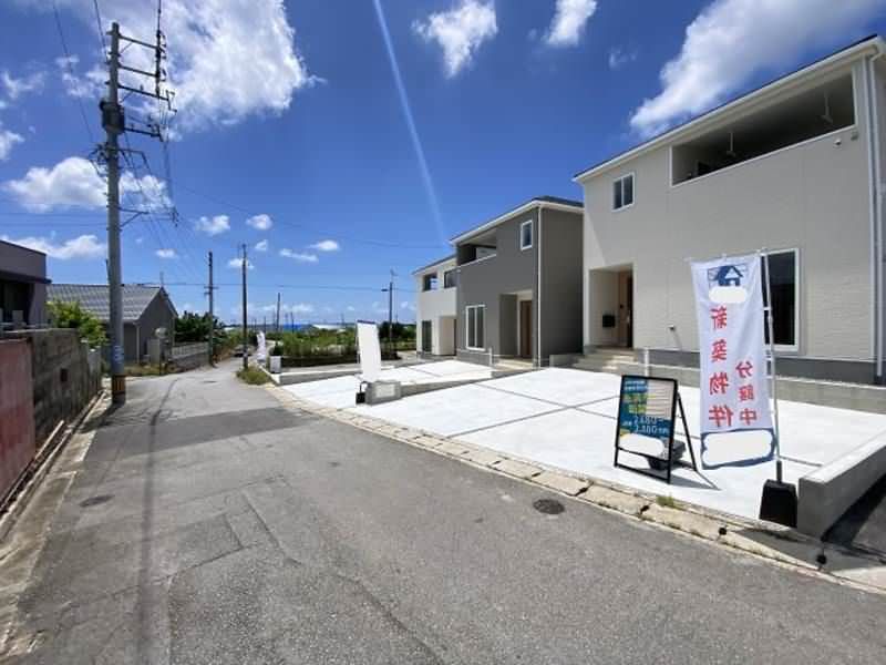 New 4LDK House in Itoman Odo with EV Parking 2025 Build - Thumbnail 2