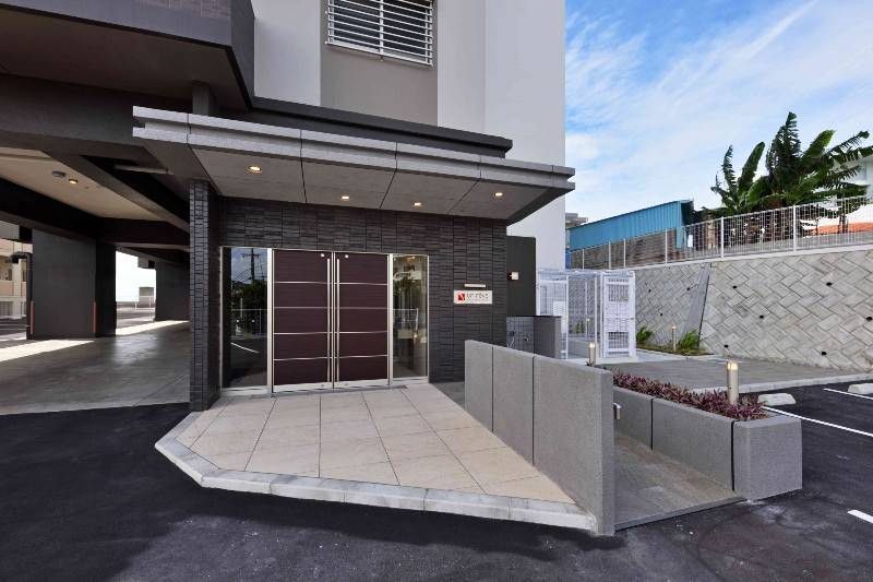 Leve Grace Rycom East 2LDK Condo in Okinawa City - Thumbnail 2