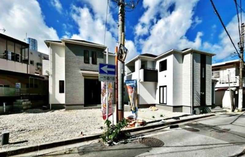 New 4LDK Wooden House in Naha Shikina, Okinawa for Sale - Thumbnail 2