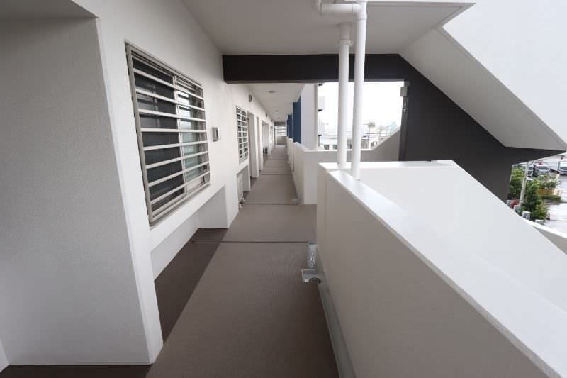 Presence Lodge Ginoza Oyama Vol 3LDK Ocean View Apartment for Sale - Thumbnail 3