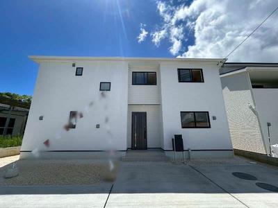 New 4LDK House in Onna Village, Okinawa with Ocean Views — Image 1, Onna, Okinawa