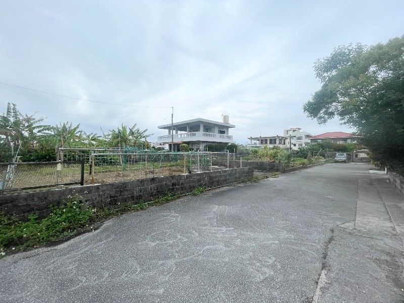763 sqm Land for Sale in Onaga, Tomigusuku City, Okinawa - Thumbnail 4
