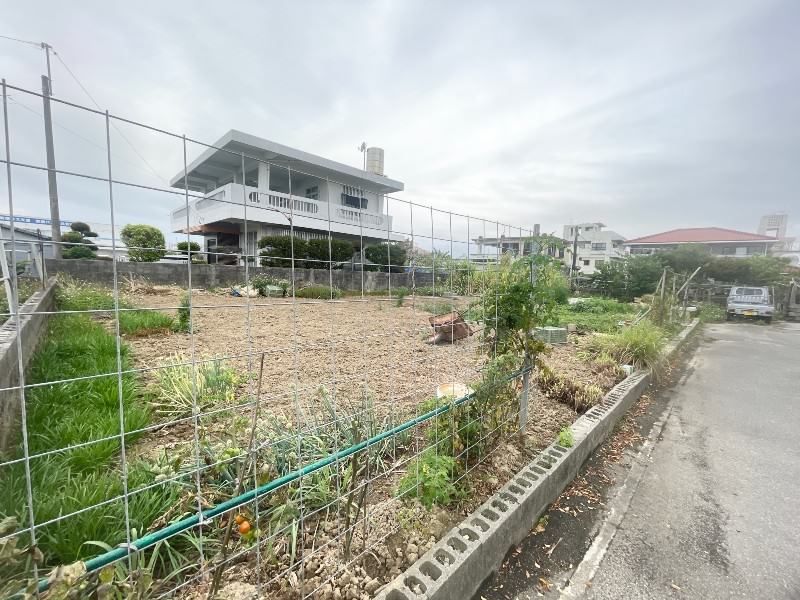 763 sqm Land for Sale in Onaga, Tomigusuku City, Okinawa - Thumbnail 2