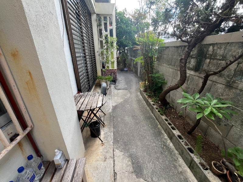 Corner Lot House for Sale in Naha Ameku, Okinawa - Thumbnail 4