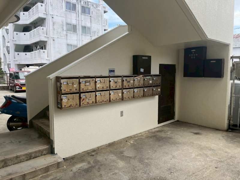 1LDK Apartment for Rent in Urasoe City, Okinawa - Thumbnail 2