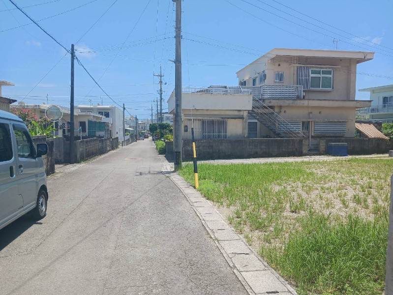 Land for Sale in Hirate, Ishigaki City, Okinawa - Thumbnail 2