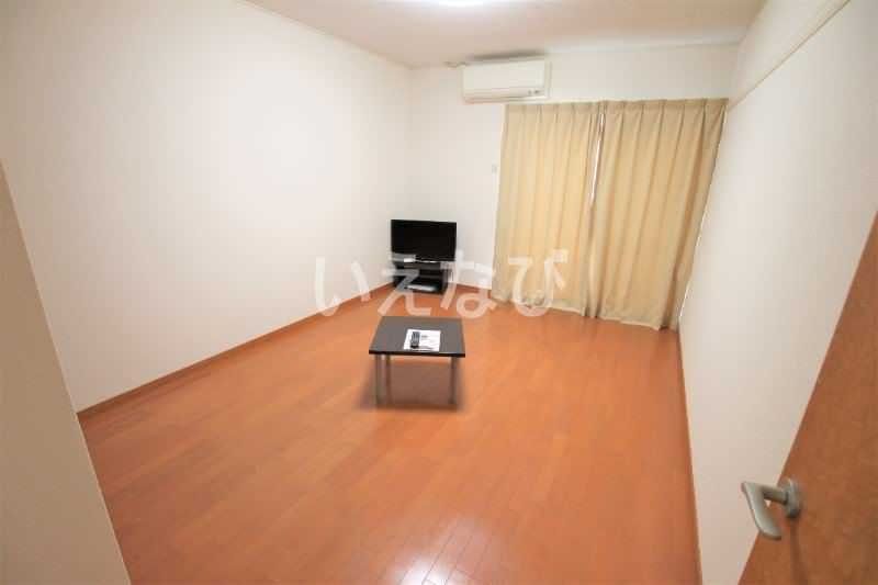1K Apartment for Rent in Ginowan City, Okinawa - Thumbnail 4