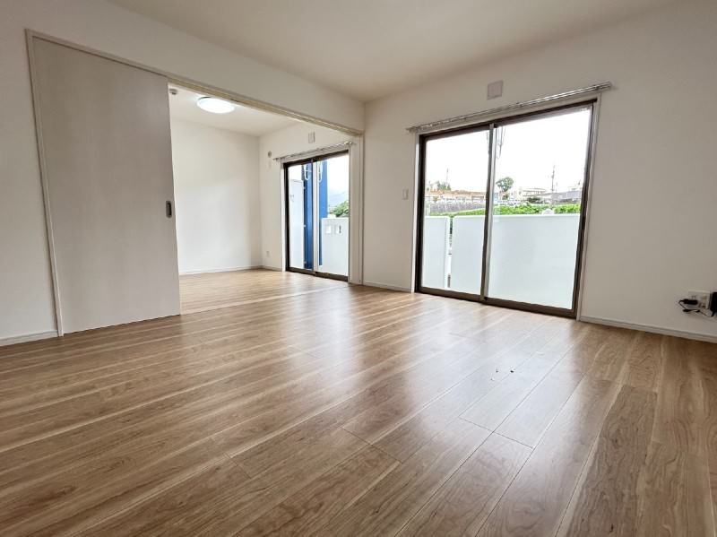 2LDK Apartment for Rent in Haebaru Town, Okinawa - Thumbnail 2