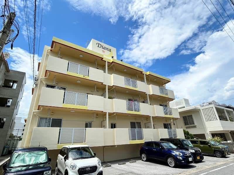 1K Apartment for Rent in Oyama, Ginowan, Okinawa - Thumbnail 2