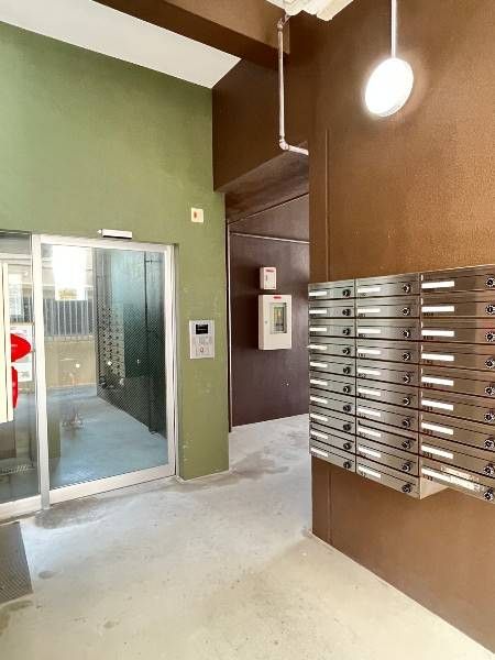 Castle Light 1K Apartment for Rent in Okinawa City - Thumbnail 3