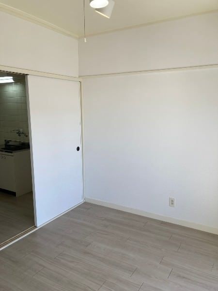 Maison Tomishima 1K Apartment for Rent in Nakagusuku, Okinawa - Thumbnail 4
