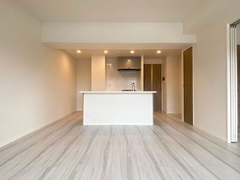 2025-Built 2LDK Apartment for Sale in Naha City, Okinawa - Thumbnail 3