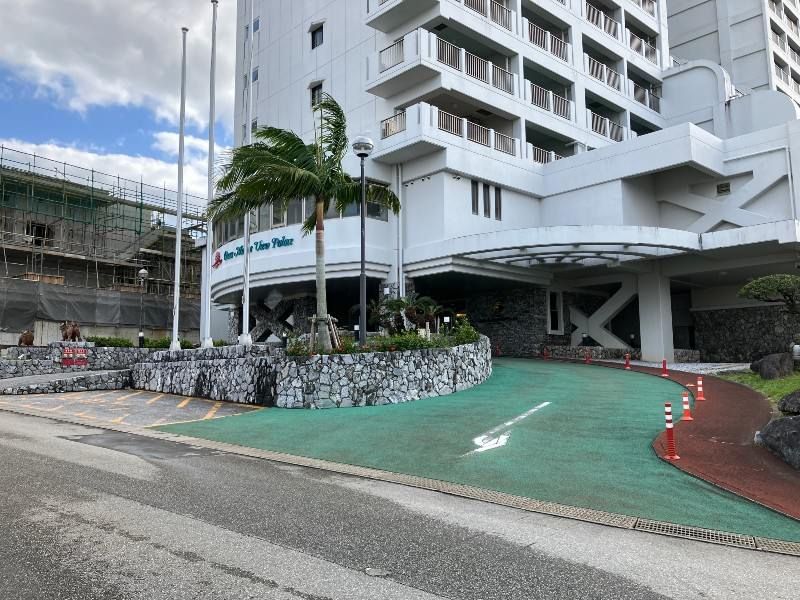 Resort-Style 1LDK Rental with Ocean View in Onna Village, Okinawa - Thumbnail 3