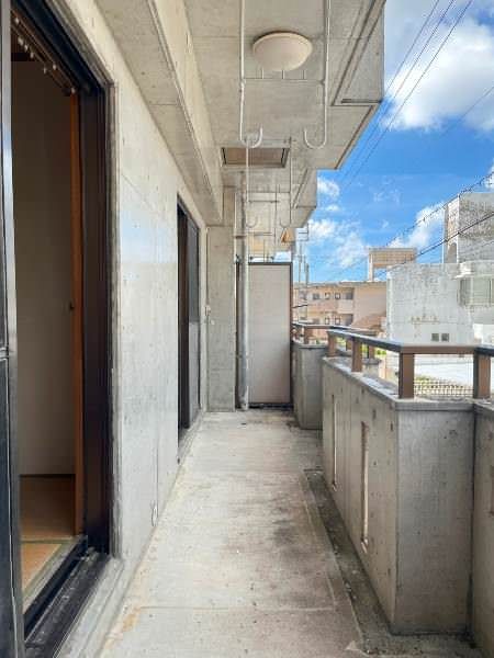 3DK Apartment for Rent in Urasoe, Okinawa – 47 sqm - Thumbnail 3