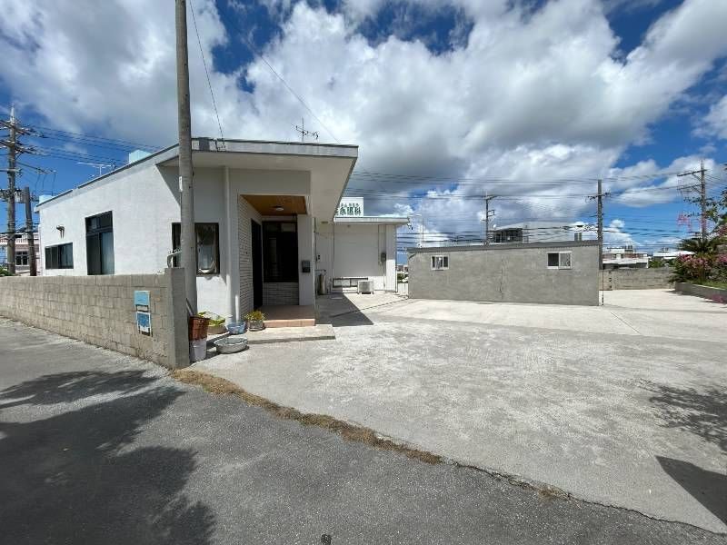 2LDK House for Sale in Yomitan Village, Okinawa - Thumbnail 2