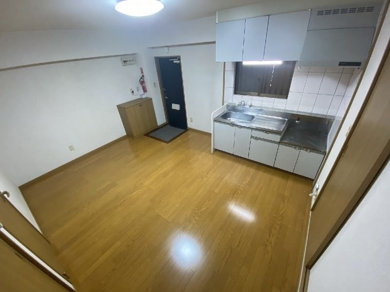 Oasis Itoman 2DK Apartment for Rent in Itoman City, Okinawa - Thumbnail 3