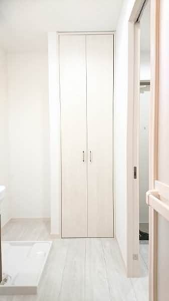 1K Apartment for Rent in Tomigusuku, Okinawa - 56,000 Yen - Thumbnail 4