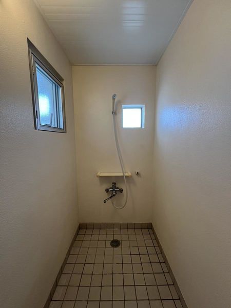 1LDK Apartment for Rent in Urasoe, Okinawa - Pure Corp GU2 - Thumbnail 2