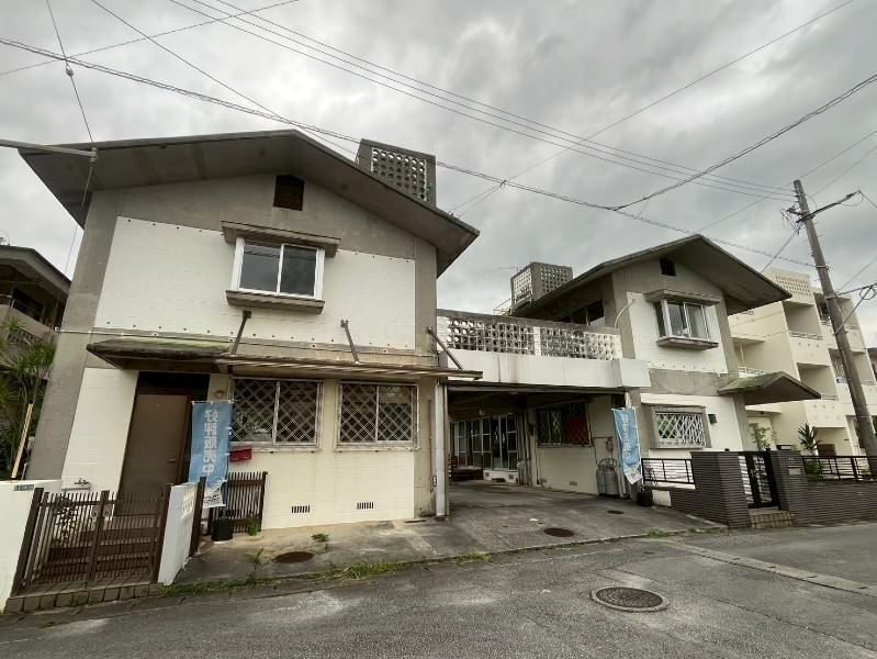 Two-Household Home for Sale in Okinawa City Mihara - Thumbnail 4