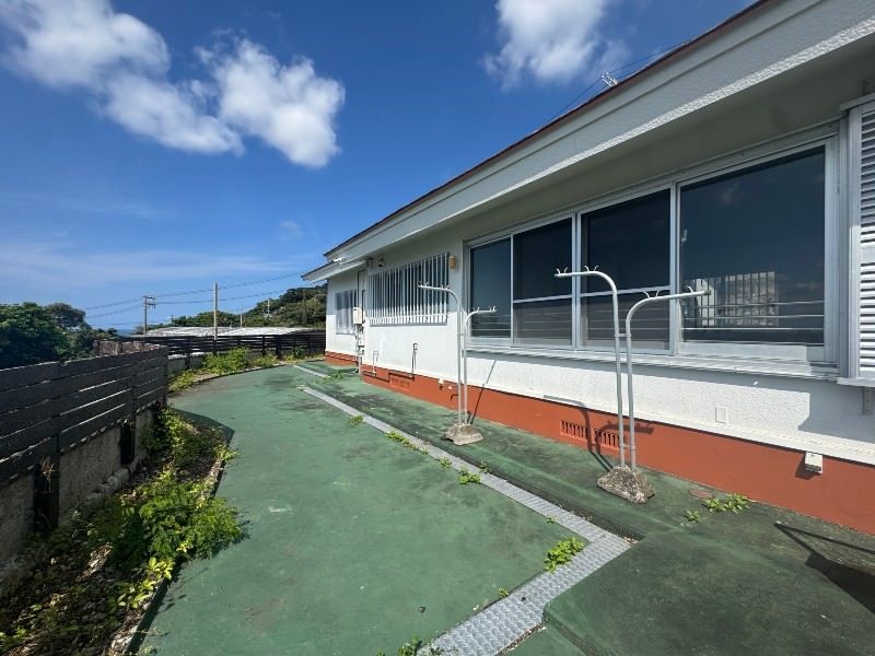Vacant Land for Sale in Chatan, Okinawa - 836 sqm Plot - Thumbnail 3