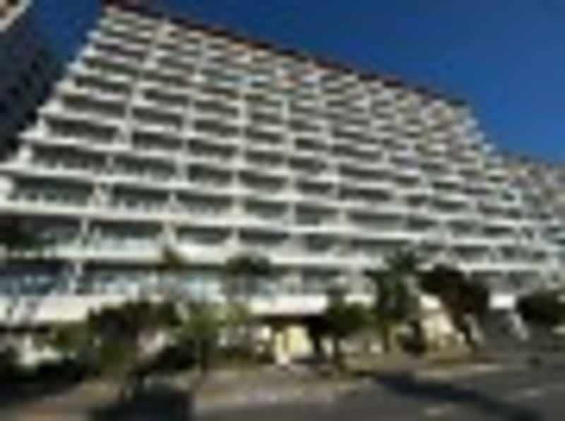 2LDK Apartment for Rent in Gran Cosmoza Resort Okinawa, Tomigusuku - Image 1